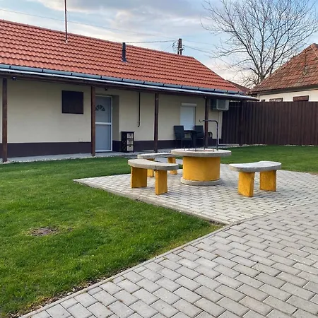 Dió Casa vacanze Mezőkövesd